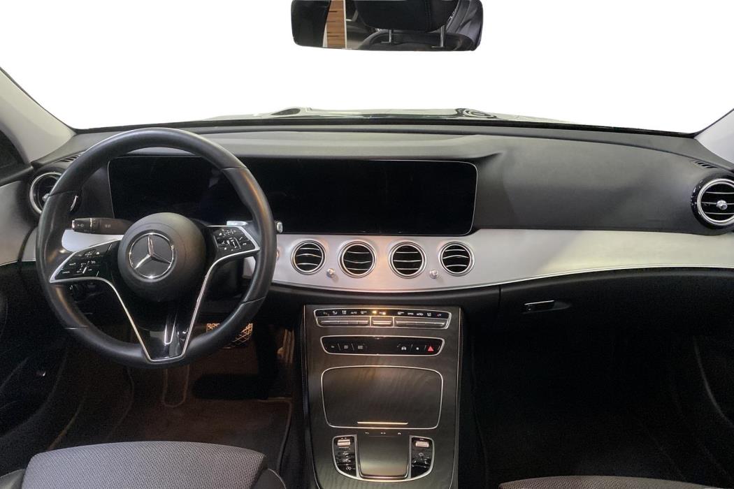 Mercedes-Benz E 2023