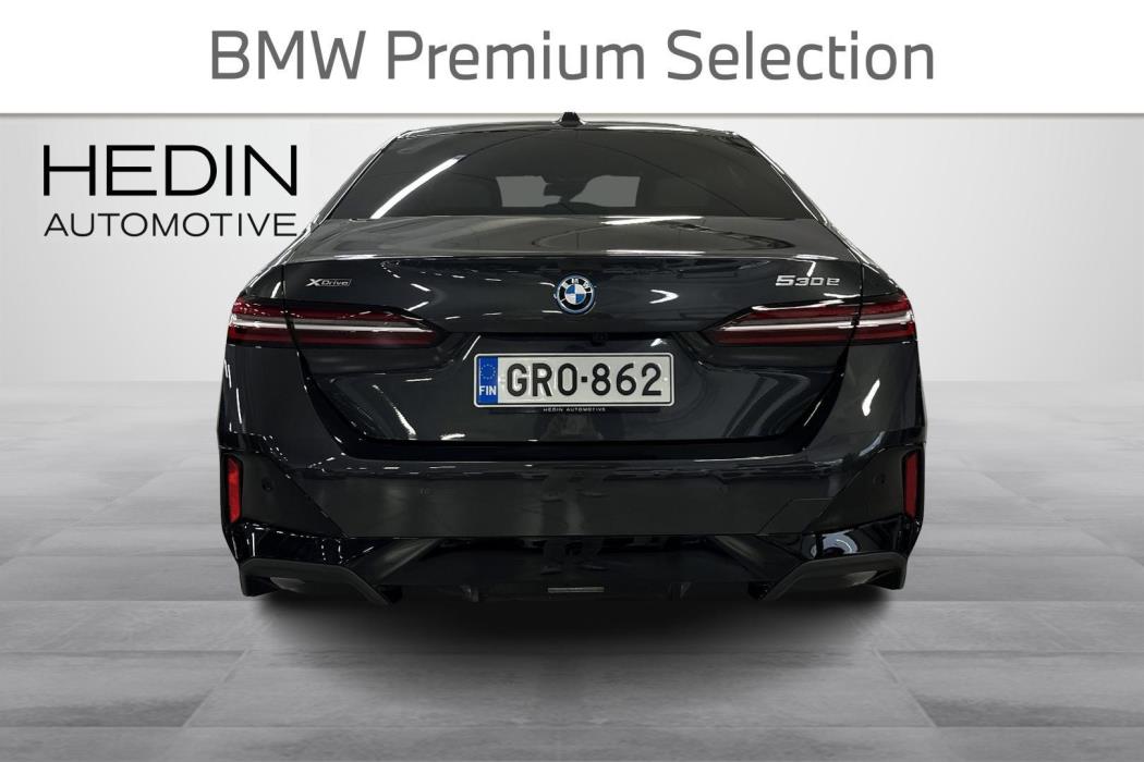 BMW 530 2025
