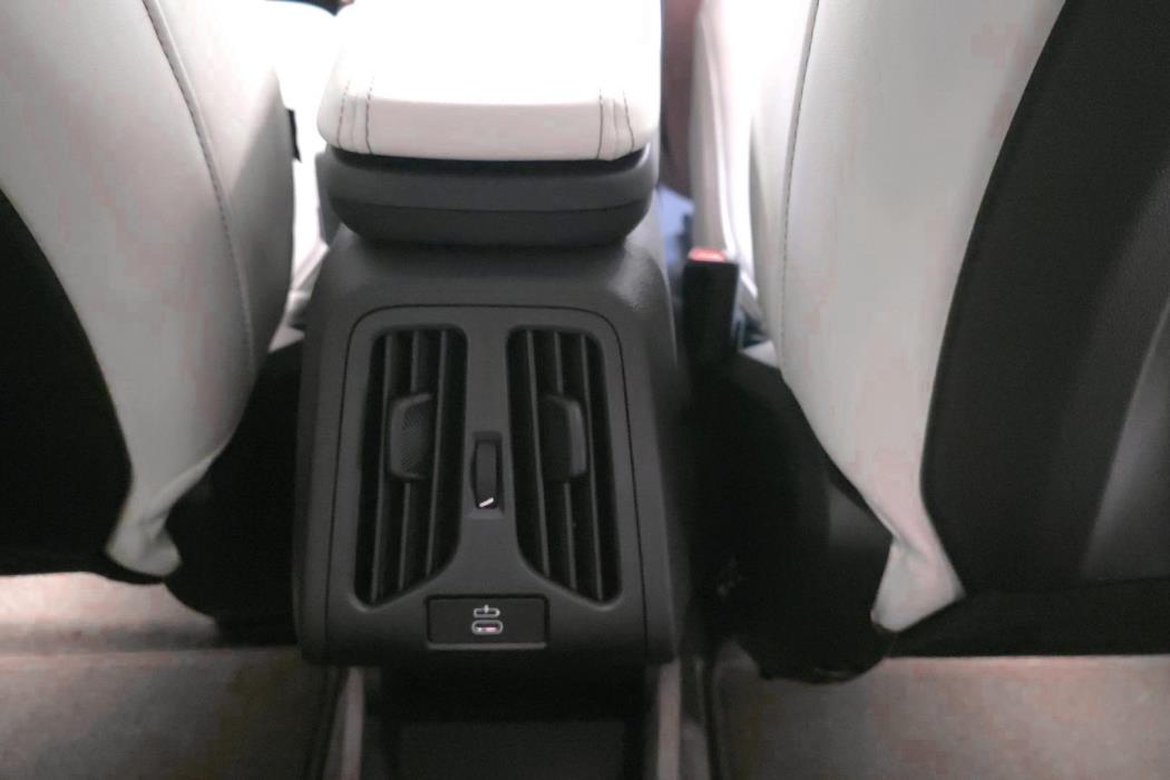 BMW iX1 2026