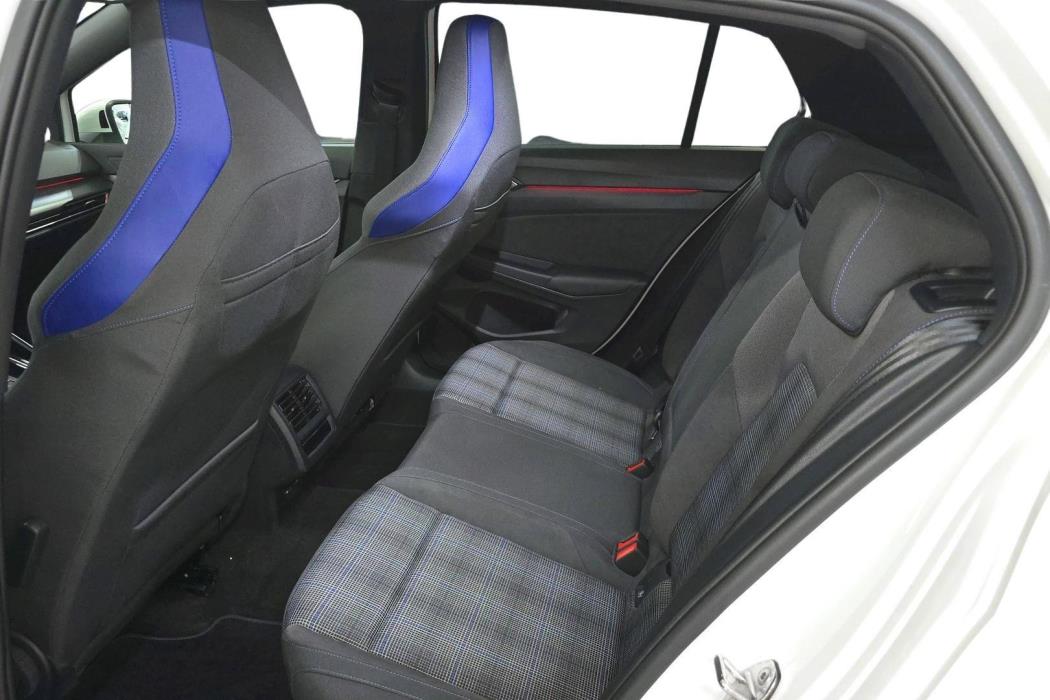 Volkswagen Golf 2025