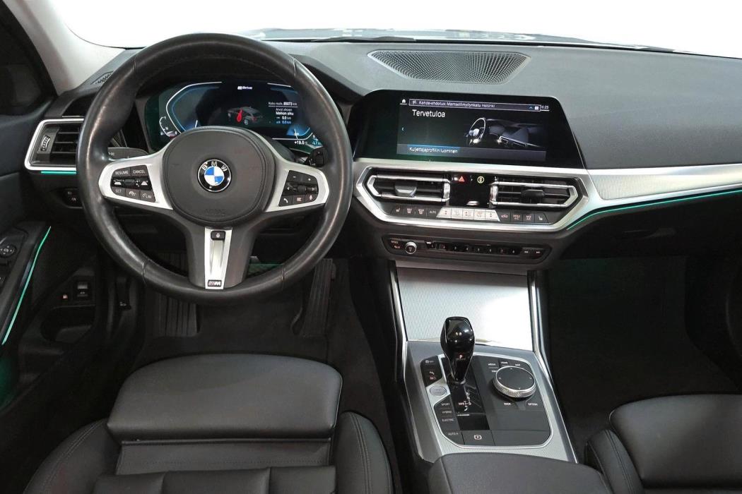 BMW 330 2021