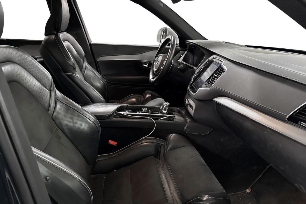 VOLVO XC90 2019
