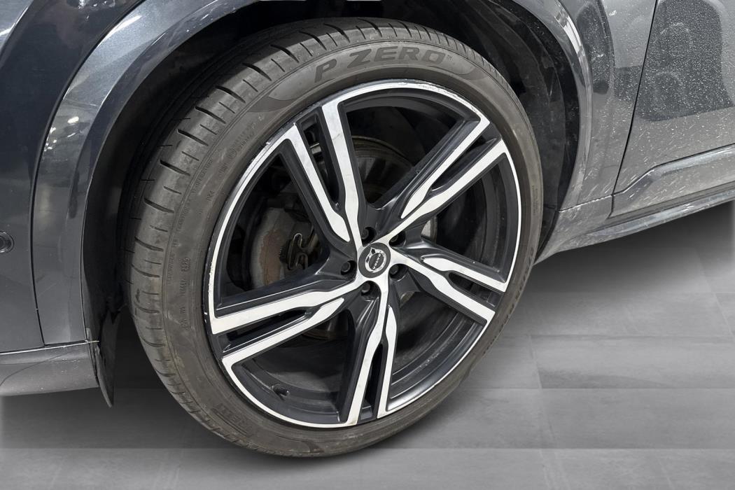 VOLVO XC90 2019