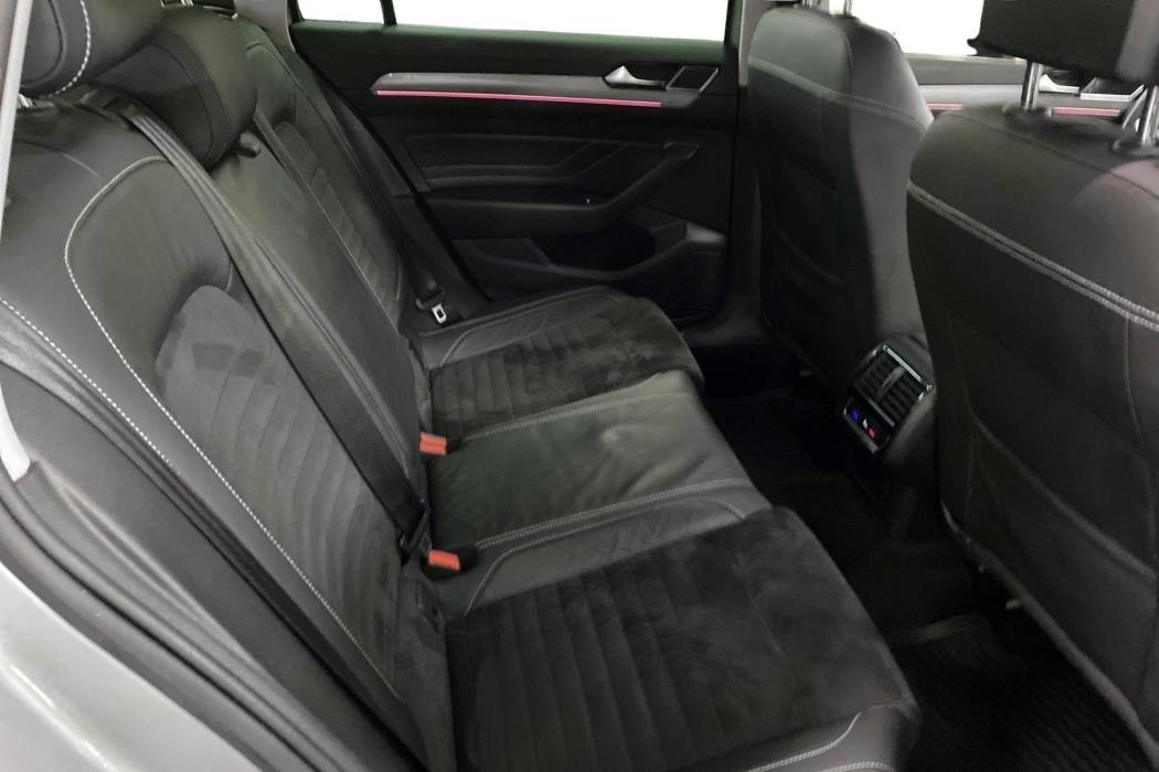 VOLKSWAGEN PASSAT 2020