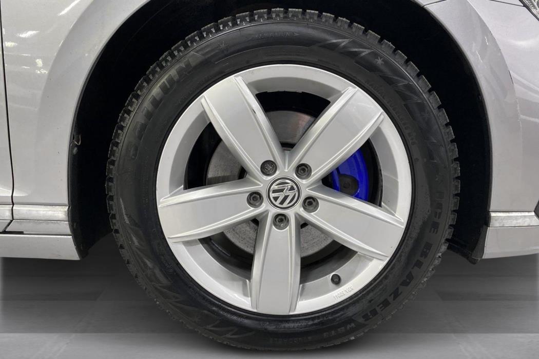 VOLKSWAGEN PASSAT 2020