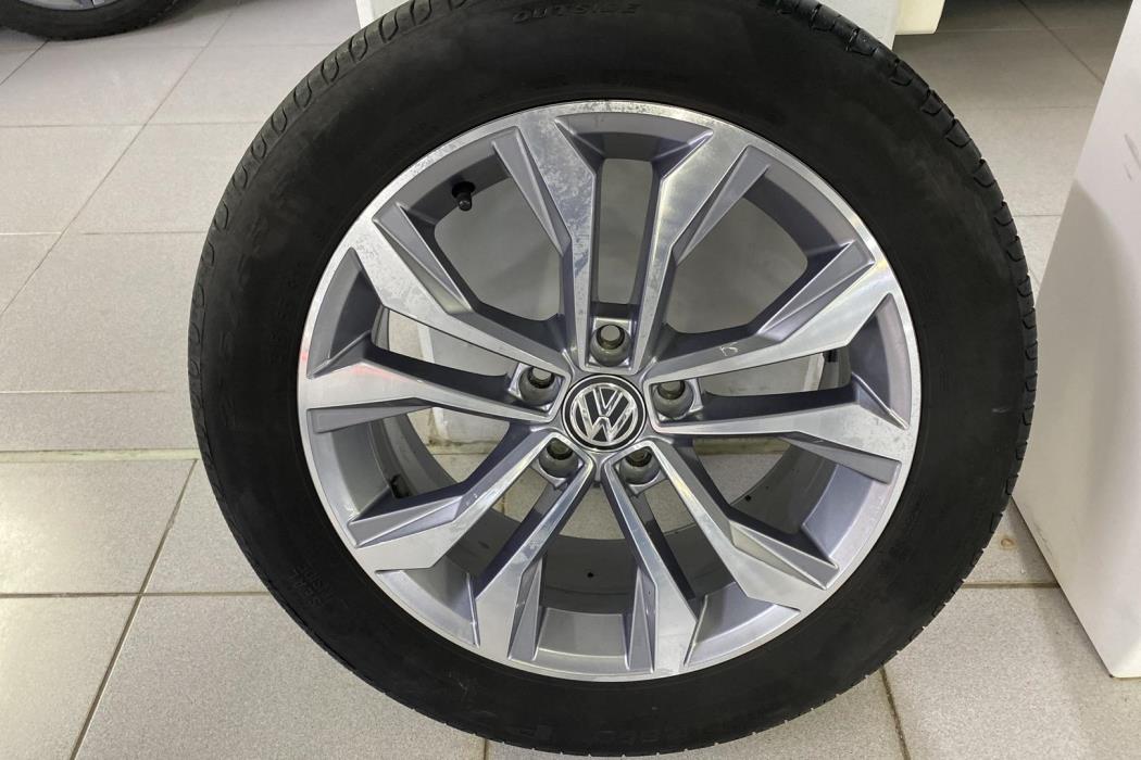 VOLKSWAGEN PASSAT 2020