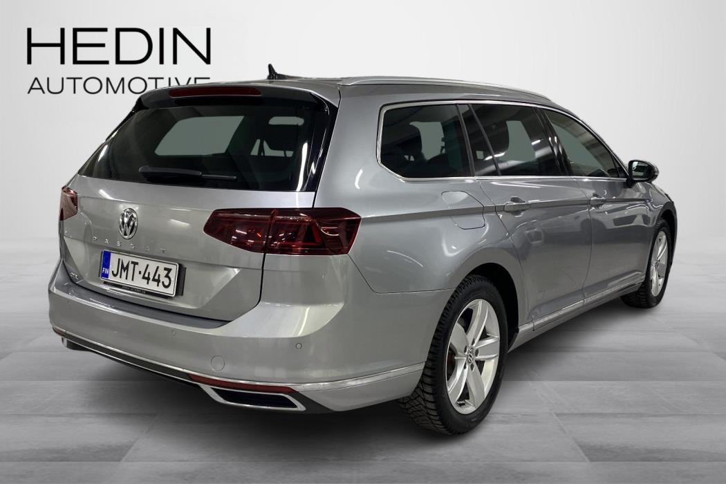 VOLKSWAGEN PASSAT 2020