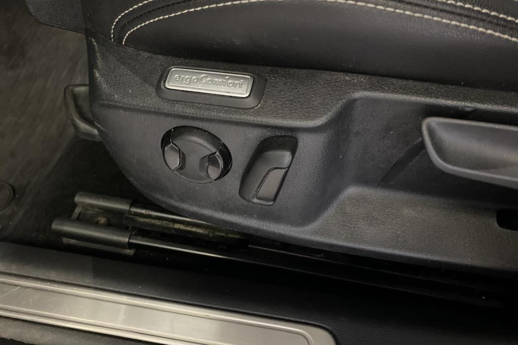 VOLKSWAGEN PASSAT 2020