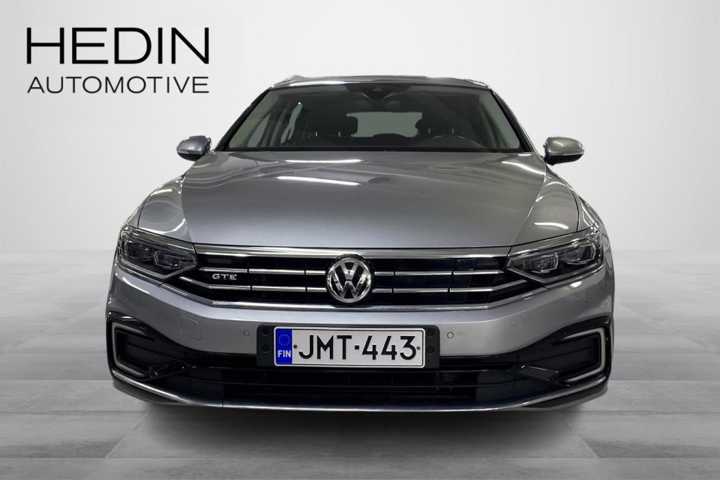 VOLKSWAGEN PASSAT 2020