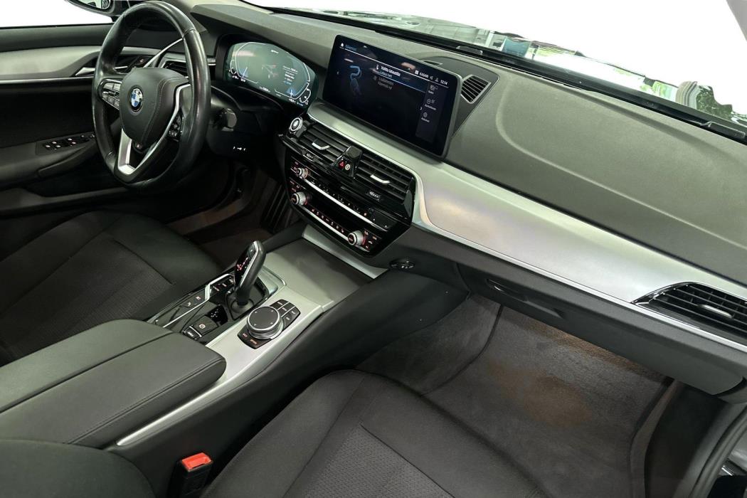 BMW 530 2021