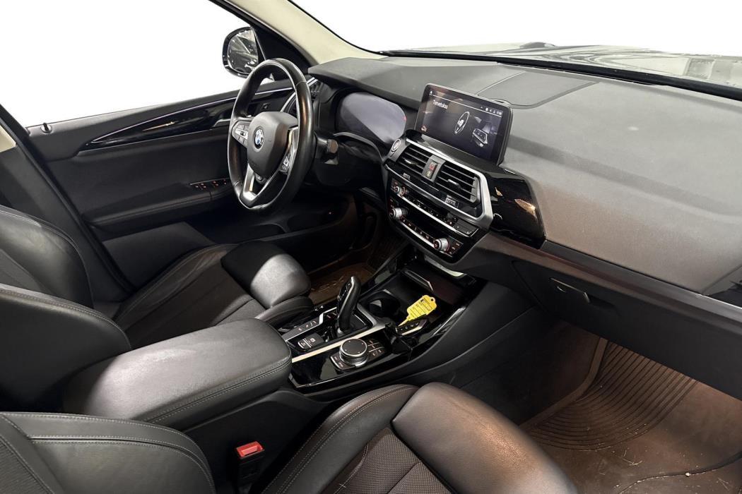 BMW X3 2021