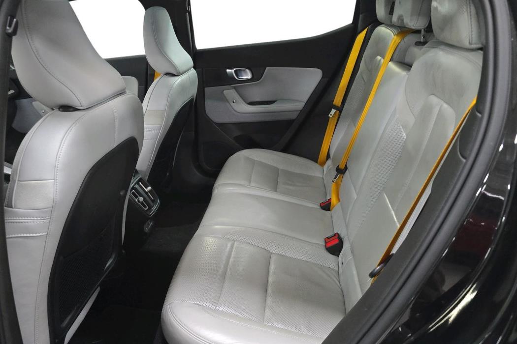 Polestar 2 2023