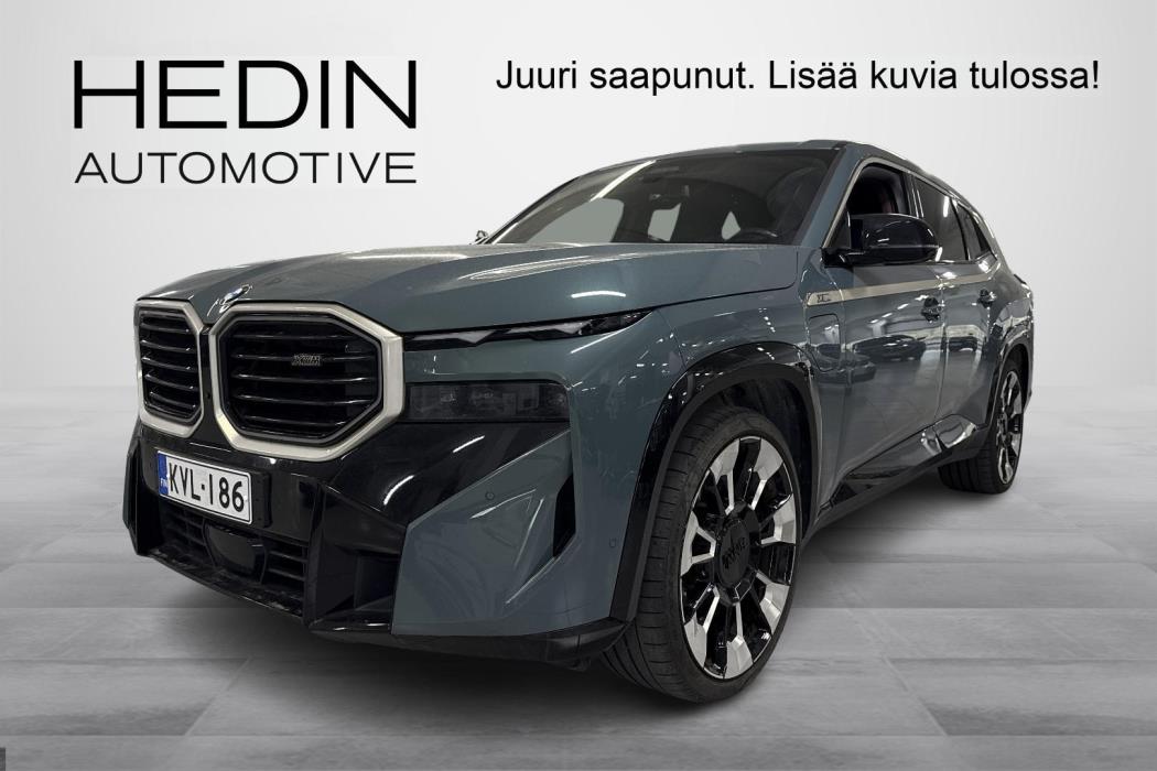 BMW XM 2023