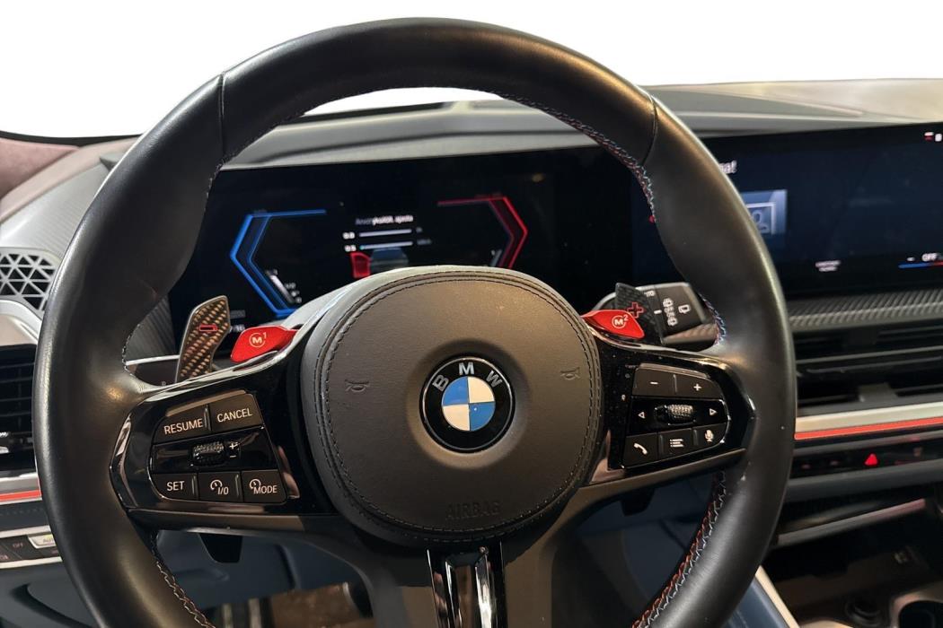 BMW XM 2023