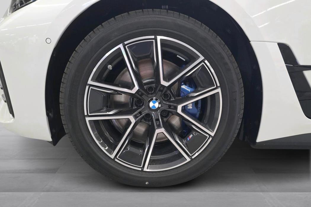BMW i4 2026