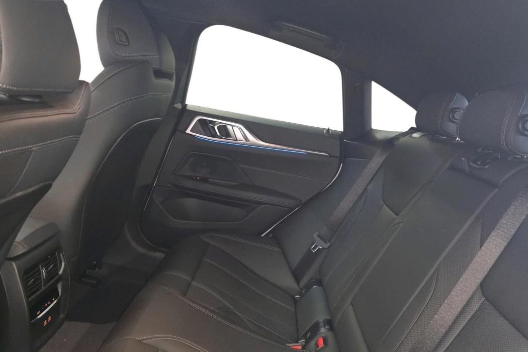 BMW i4 2026