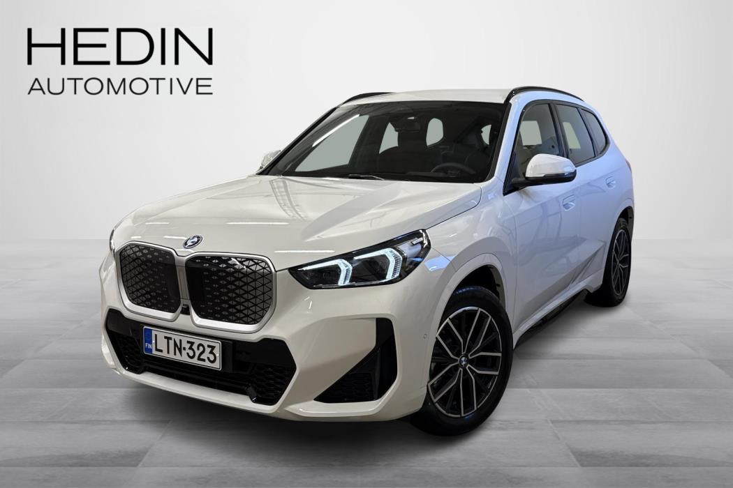 BMW iX1 2026