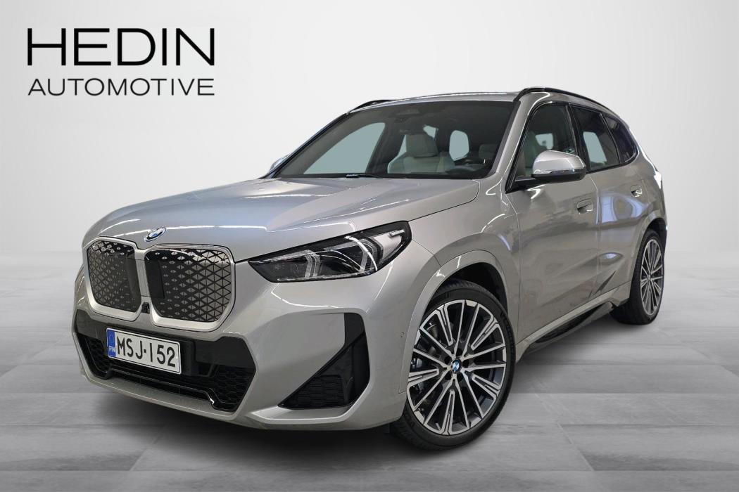 BMW iX1 2026