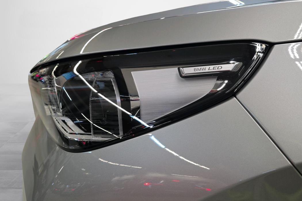 BMW iX1 2026