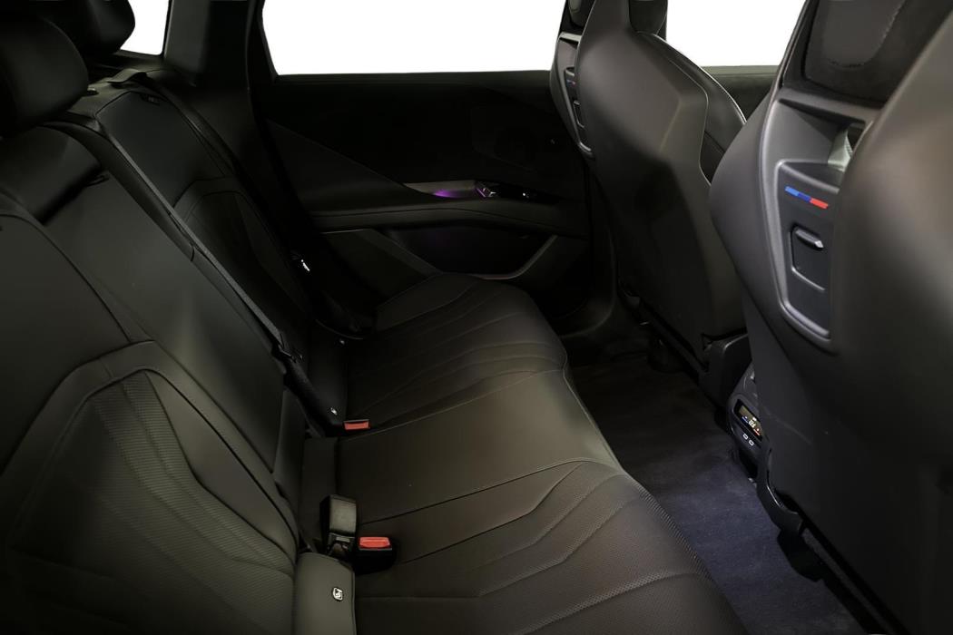 BMW iX3 2026