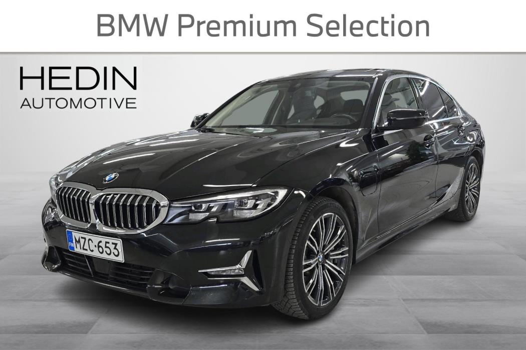BMW 330 2021