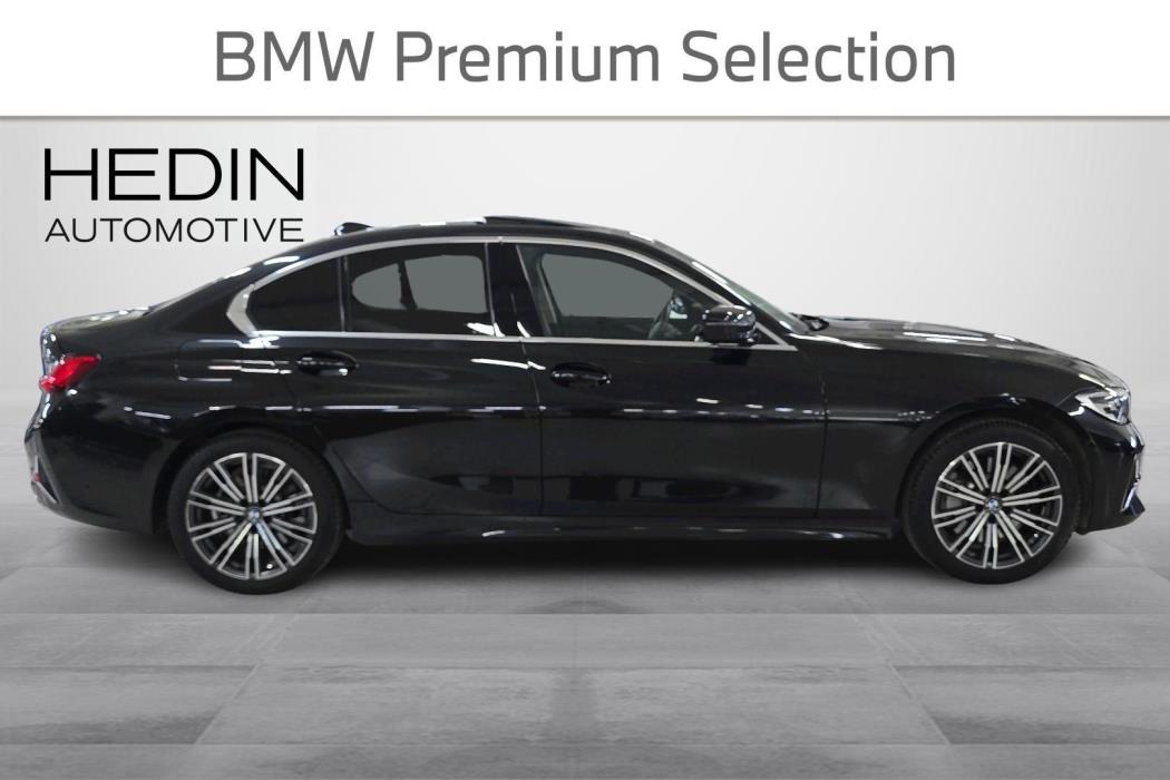 BMW 330 2021