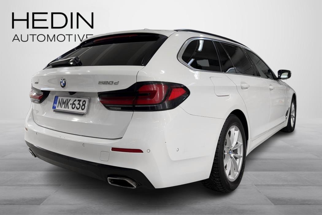 BMW 520 2022
