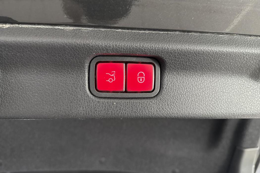 Mercedes-Benz EQE 2022