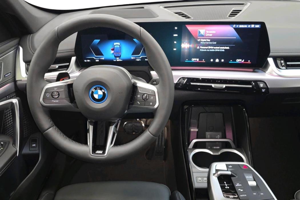 BMW iX1 2026