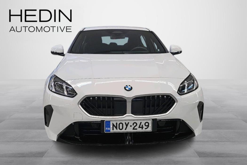 BMW 120 2026