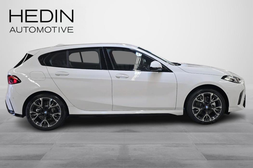 BMW 120 2026