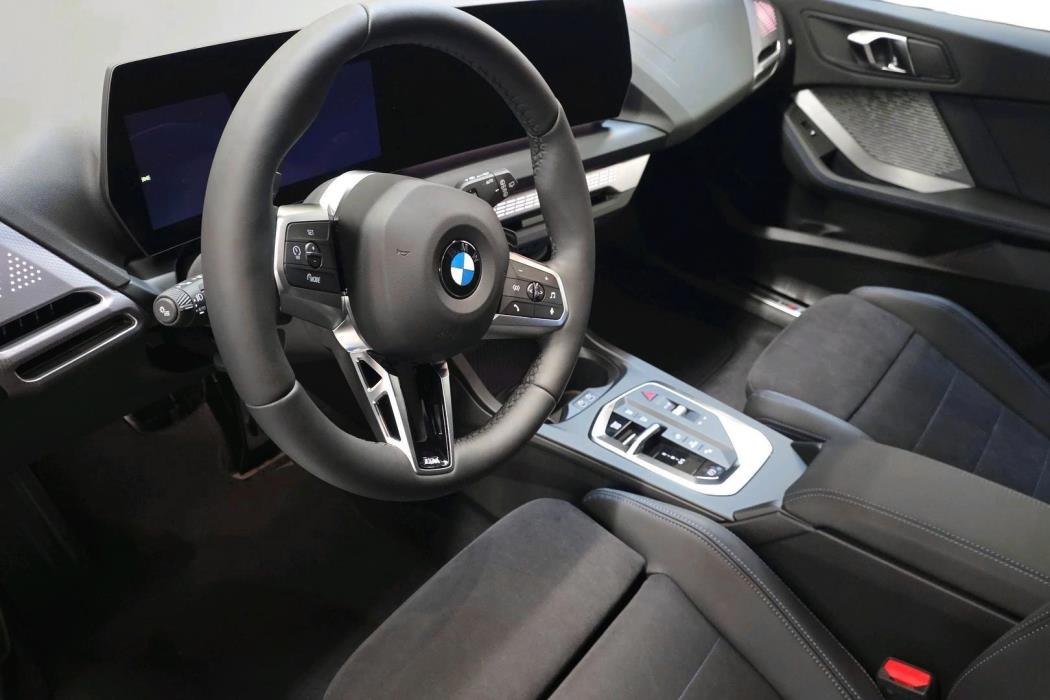 BMW 120 2026