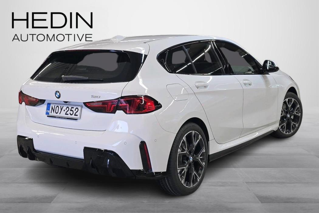 BMW 120 2027