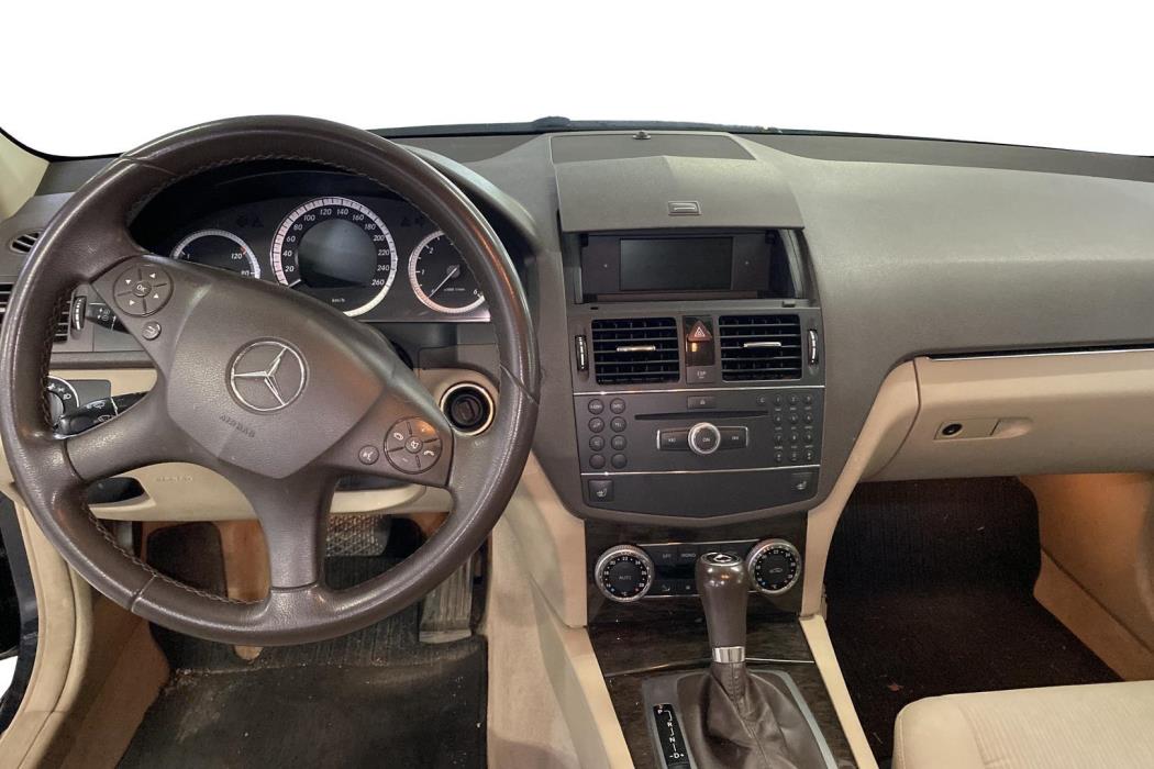 MERCEDES-BENZ C 2008