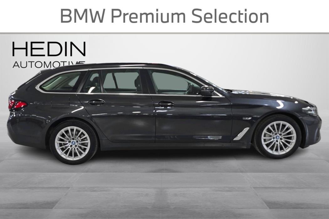 BMW 530 2023