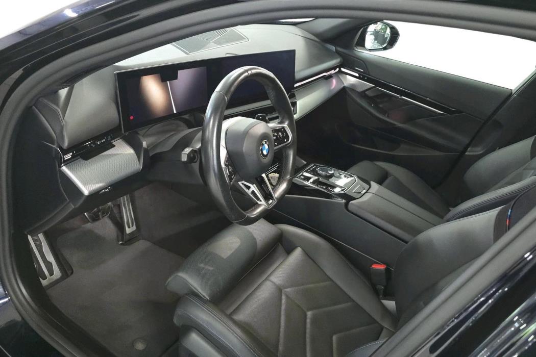 BMW 520 2024