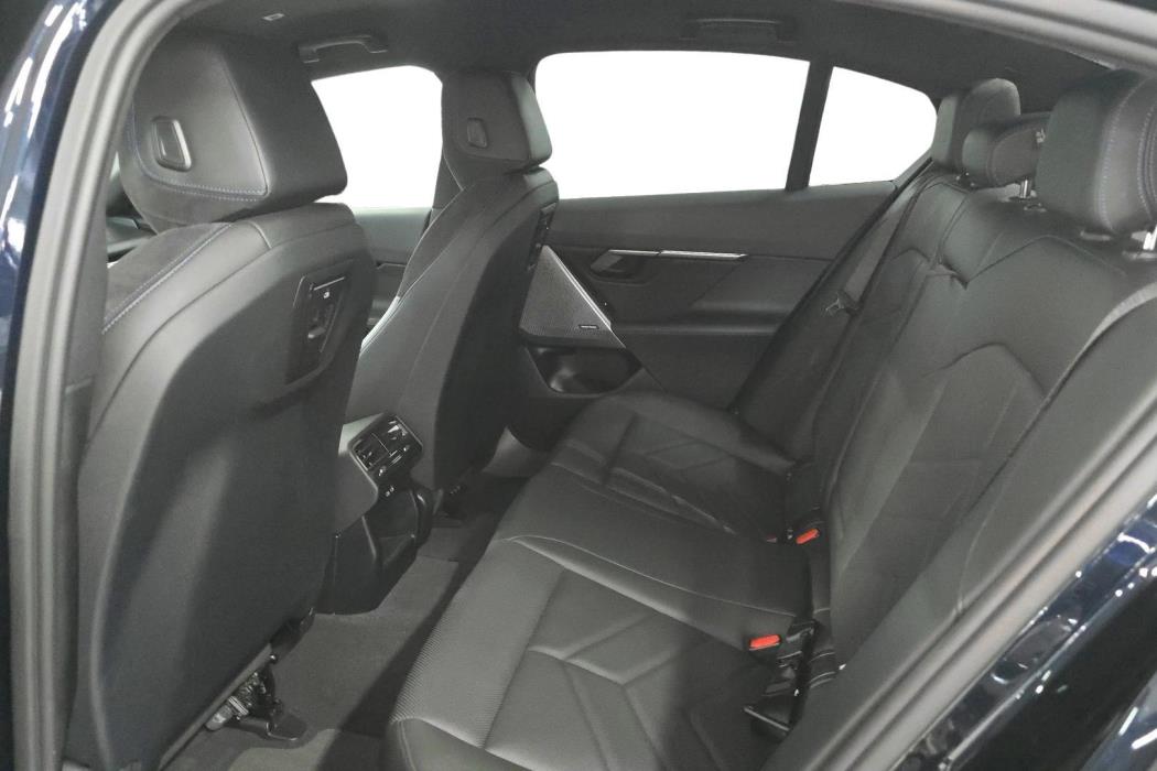 BMW 520 2024