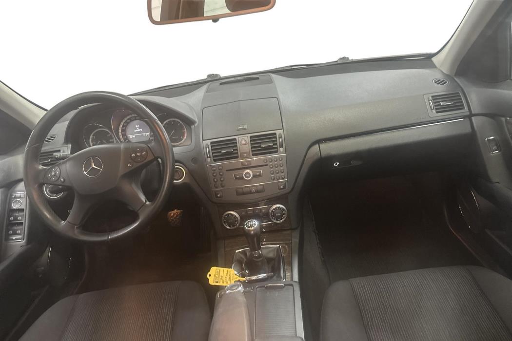 Mercedes-Benz C 2010
