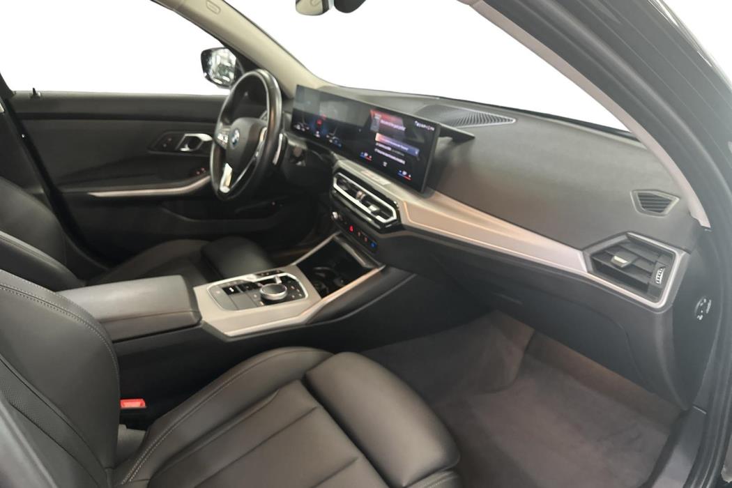BMW 330 2024