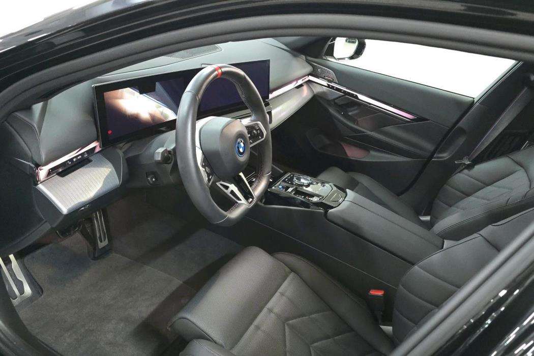 BMW i5 M60 2025