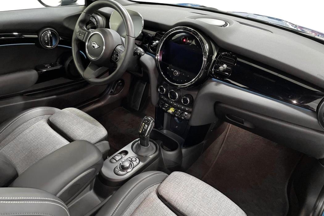 MINI Hatchback 2023