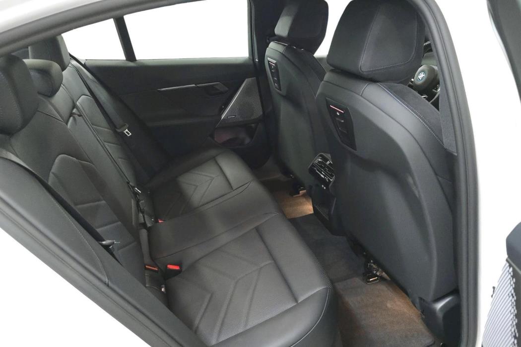 BMW 530 2025