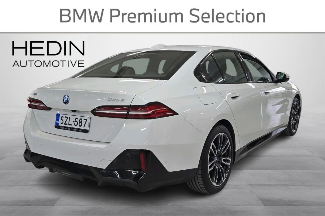BMW 530 2025