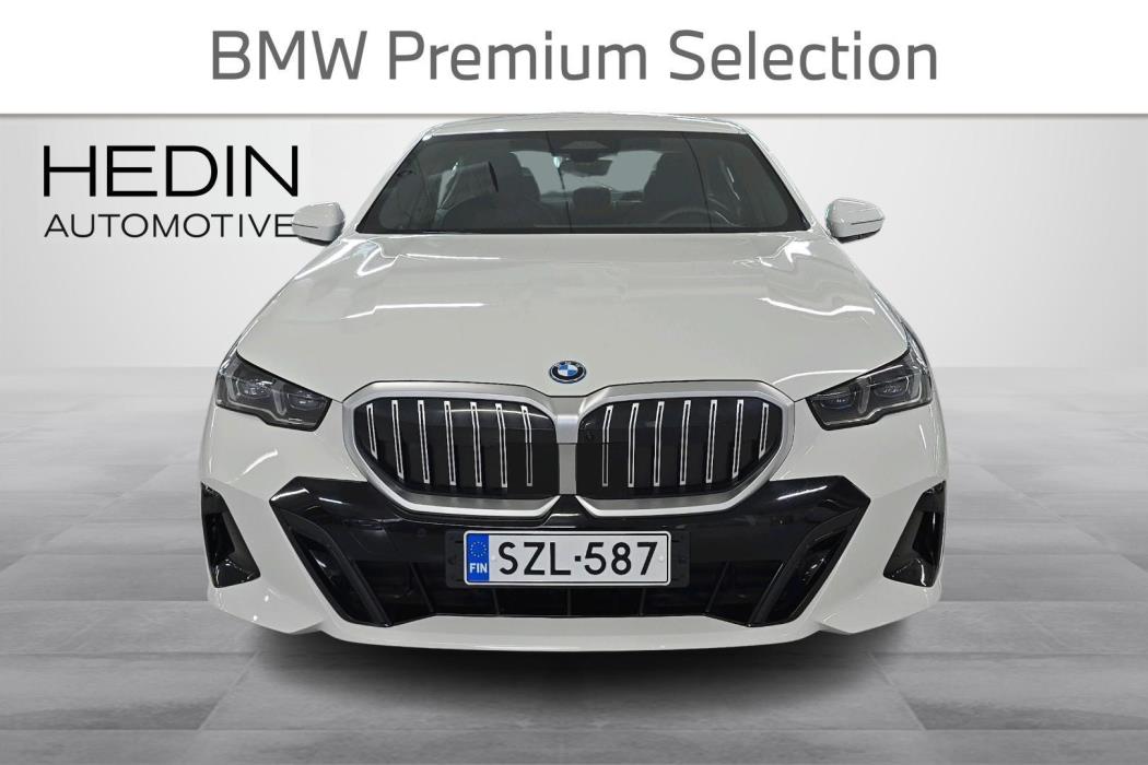 BMW 530 2025