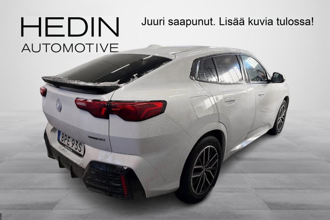 BMW iX2 2026