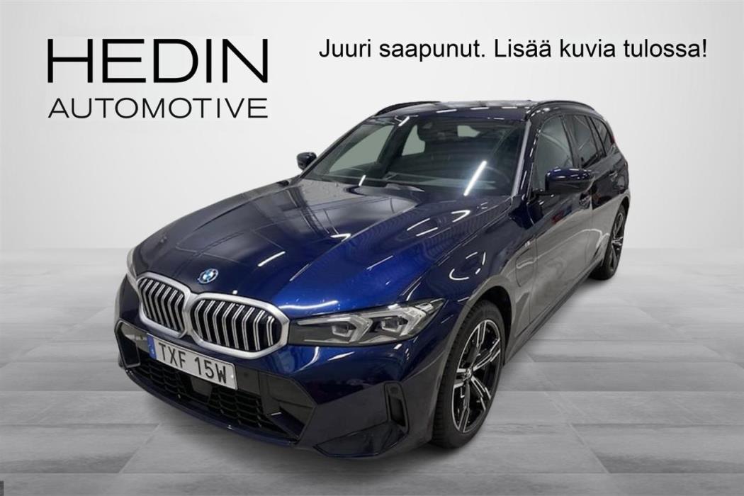 BMW 330 2026