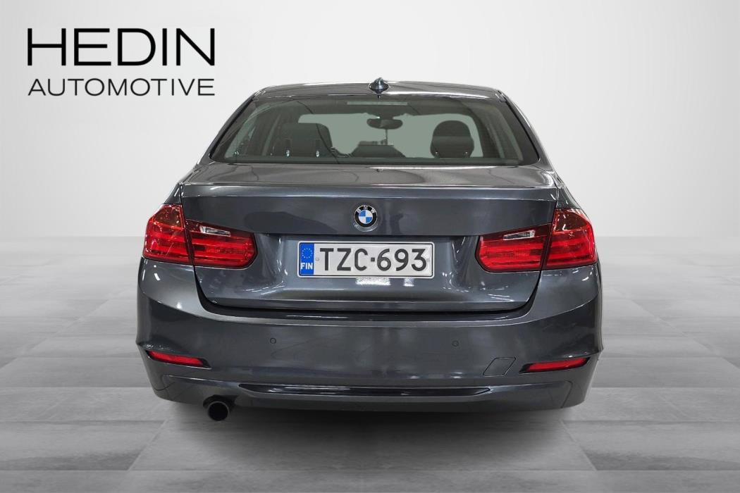 BMW 320 2013