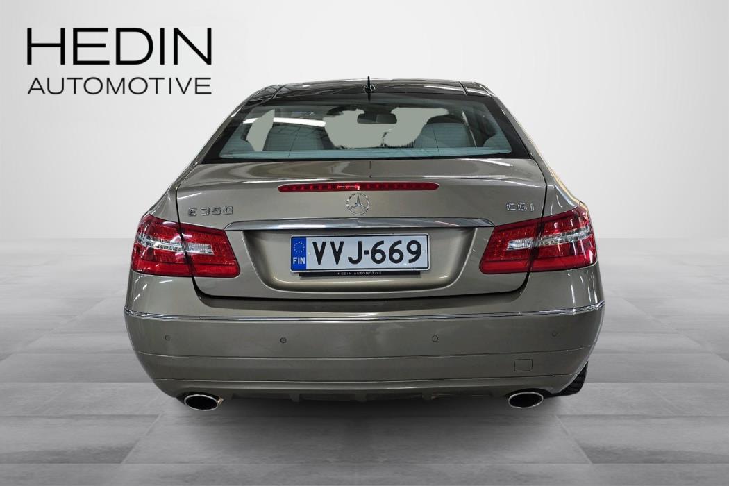 Mercedes-Benz E 2010