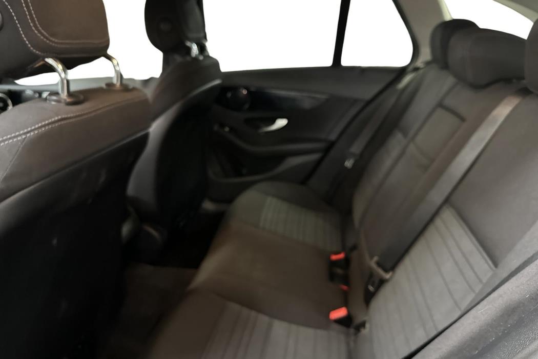 MERCEDES-BENZ C 2016