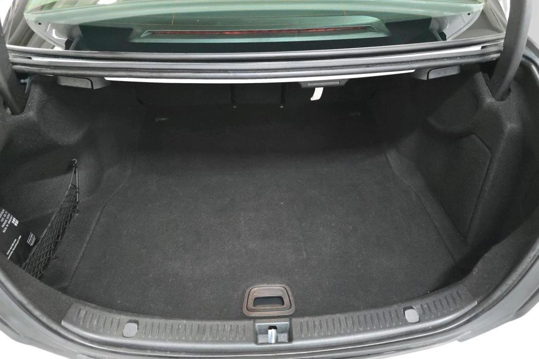 MERCEDES-BENZ E 2020